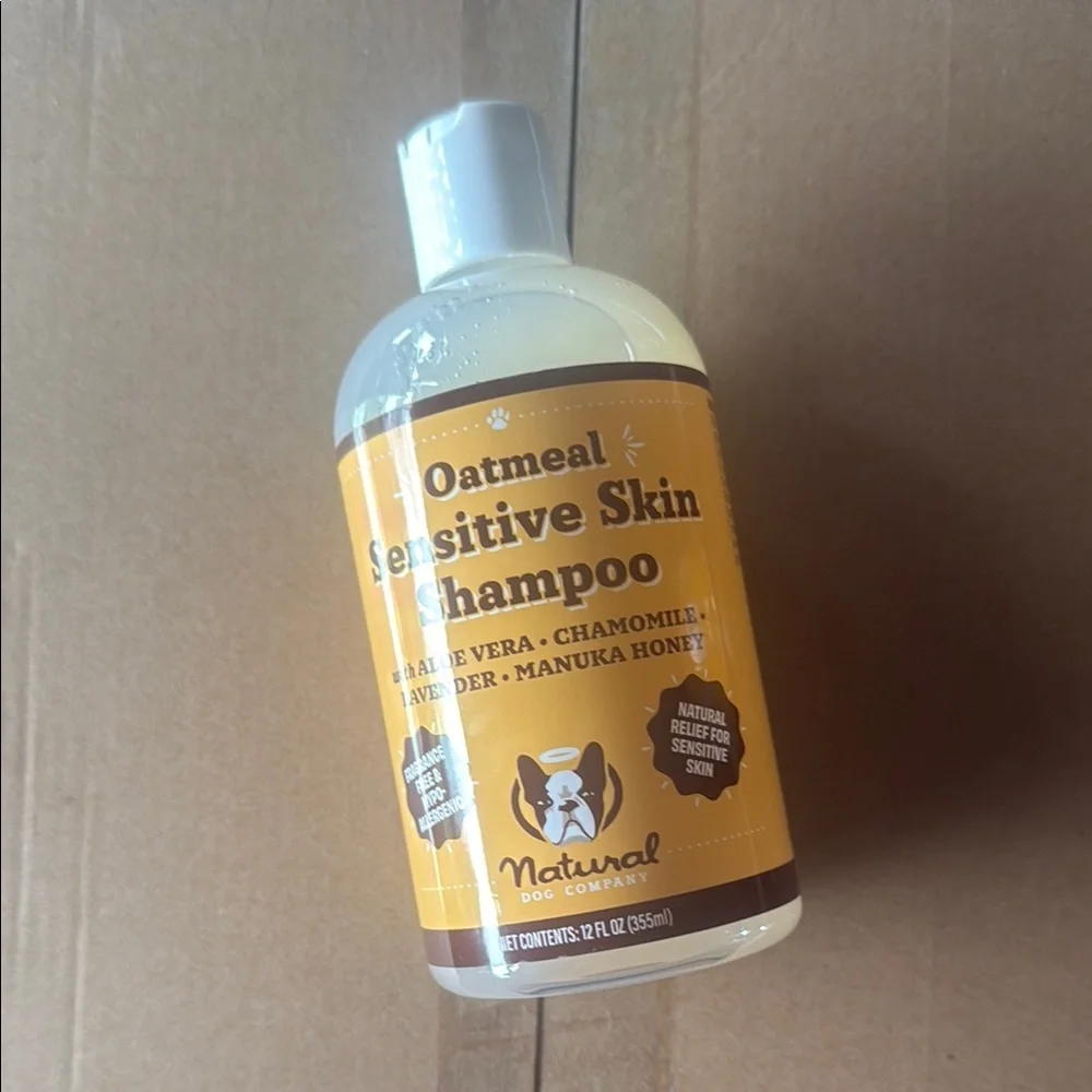 NWT Natural Dog Company Oatmeal Manuka Honey Sensitive Shampoo -hypoallergenic